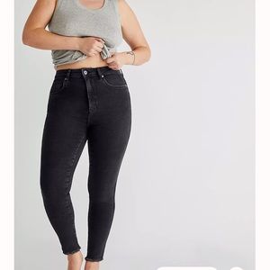 Free People Raw Edge High Rise Skinny Jeggings - Size 30